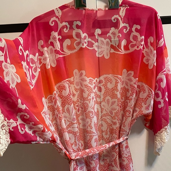Boho Anthropologie “In Bloom” Silk Sheer Red & Pink🌺Floral & Lace Robe w/Belt - Picture 15 of 16